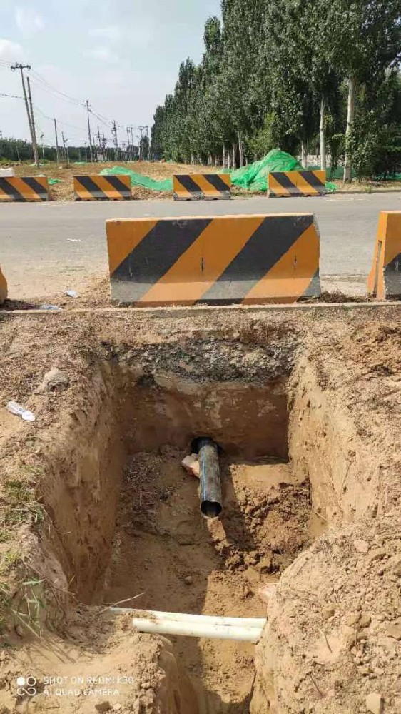 响水穿马路放管子